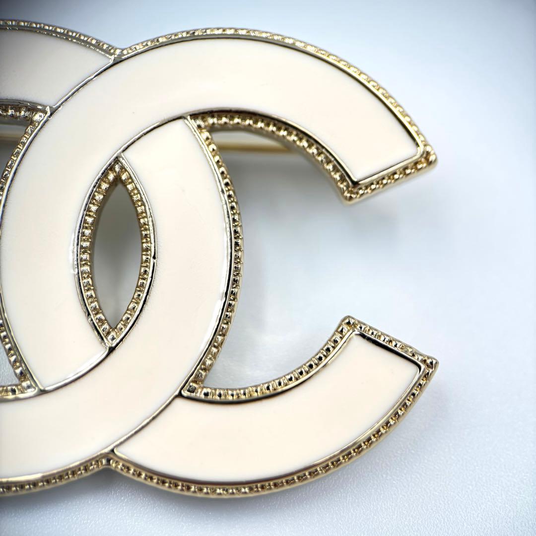【美品】シャネル CHANEL ブローチ ココマーク ホワイト ゴールド