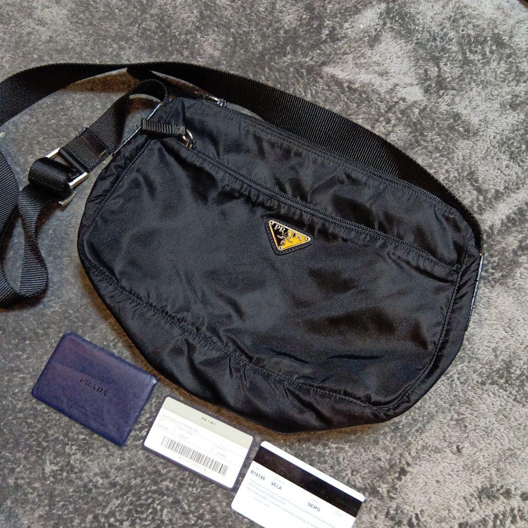 PRADA　プラダ　ブラック　ナイロン　ショルダーバッグ