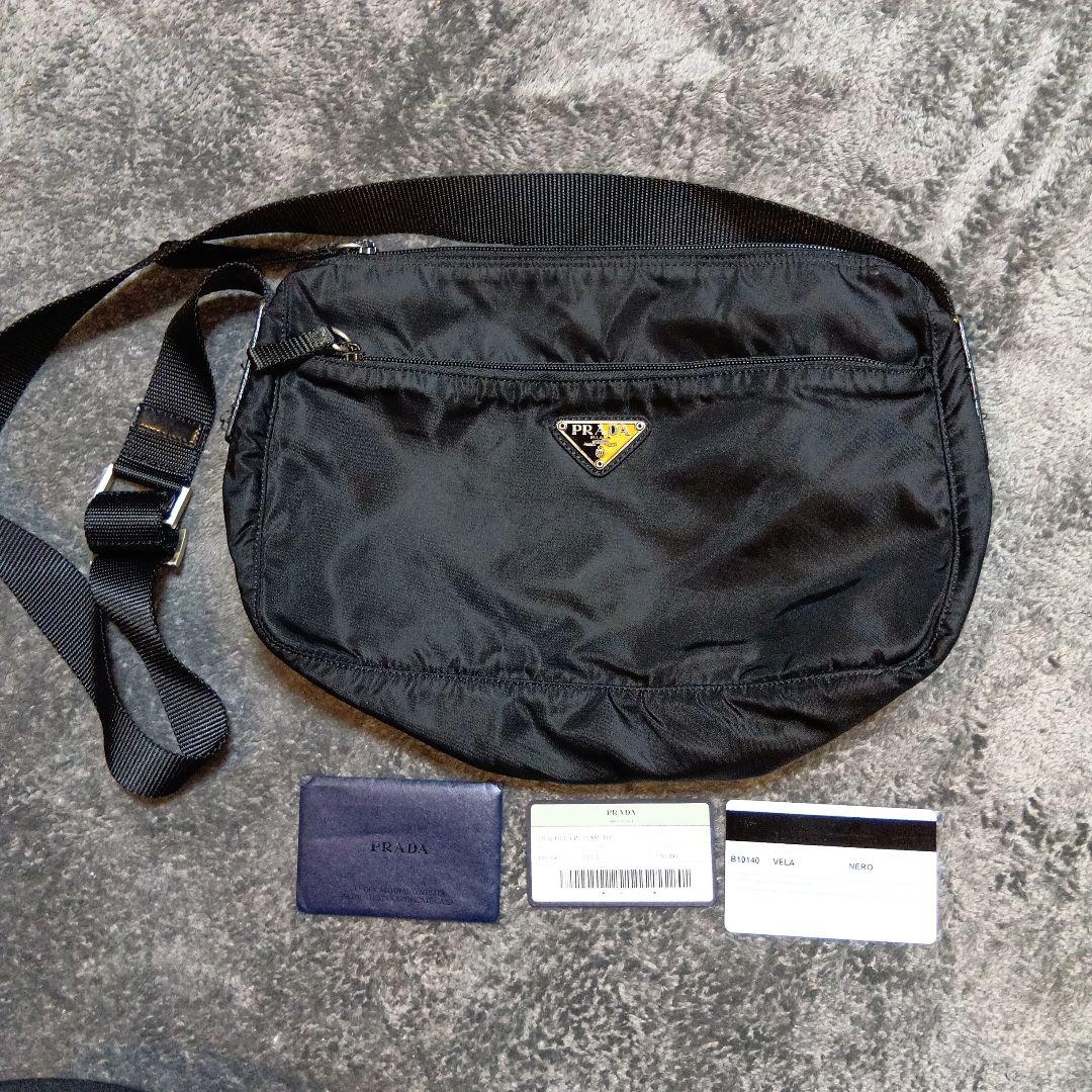 PRADA　プラダ　ブラック　ナイロン　ショルダーバッグ
