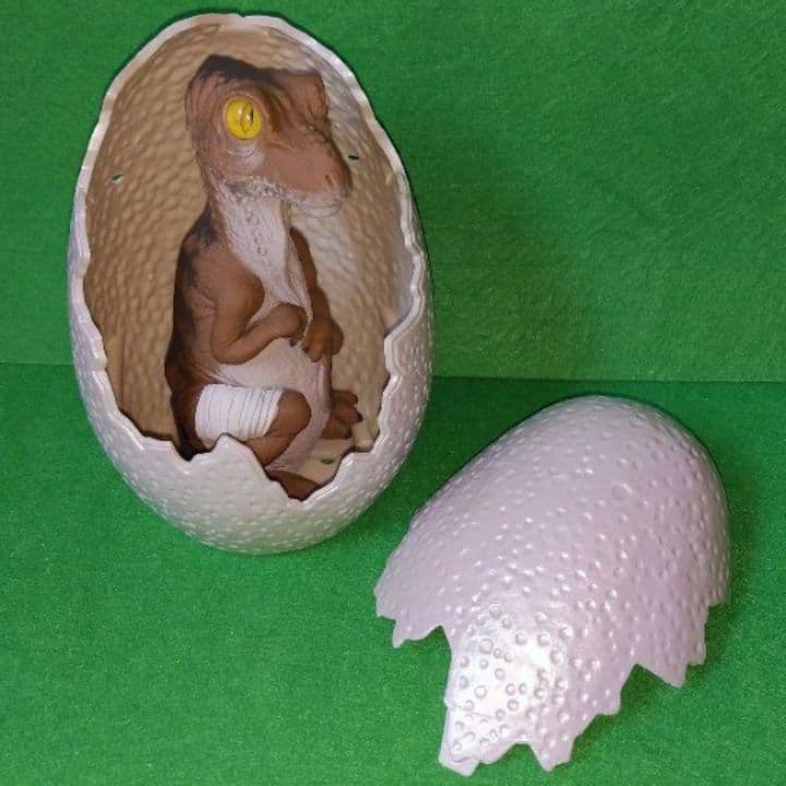 ジュラシックパーク　ロストワールド　フィギュア　Tレックス　ハッチリング　たまご