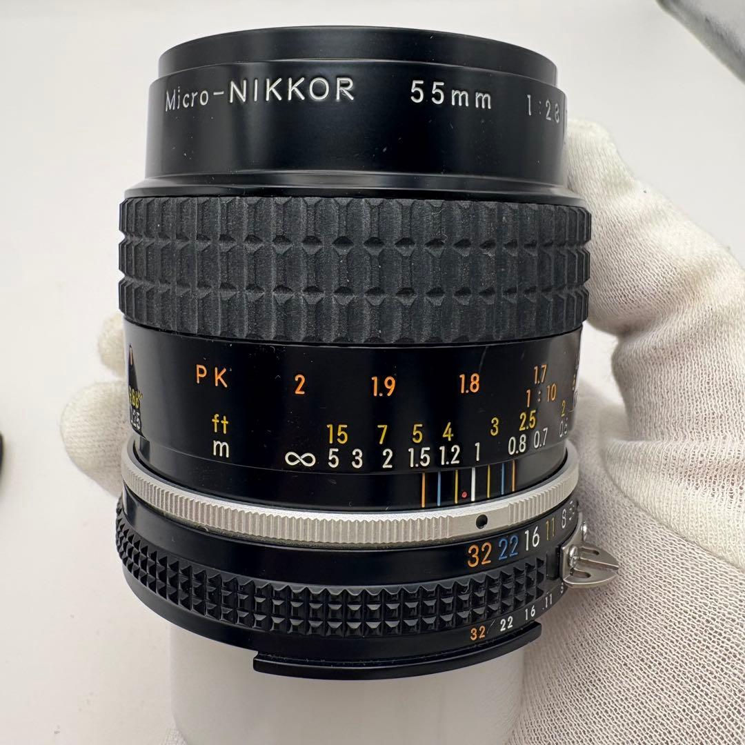 Nikon Nikkor 135mm f/2.8 ズームレンズ