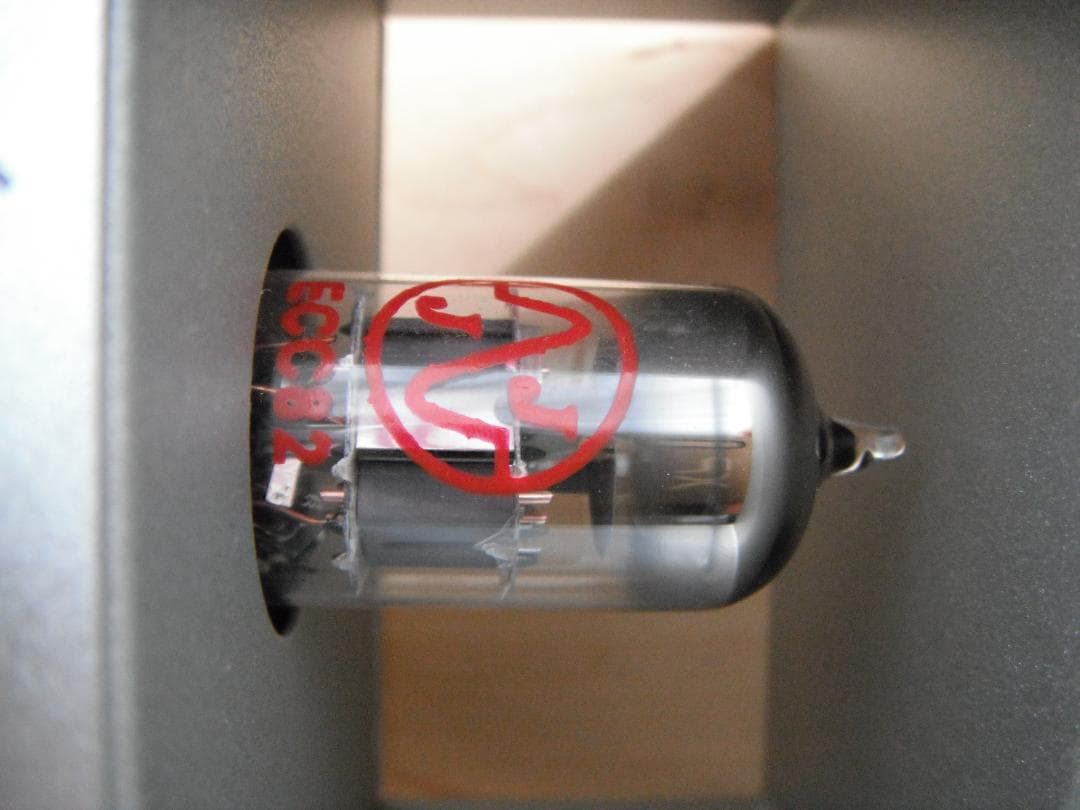 エレキット真空管アンプ　TH-H82 CUBIC KIT