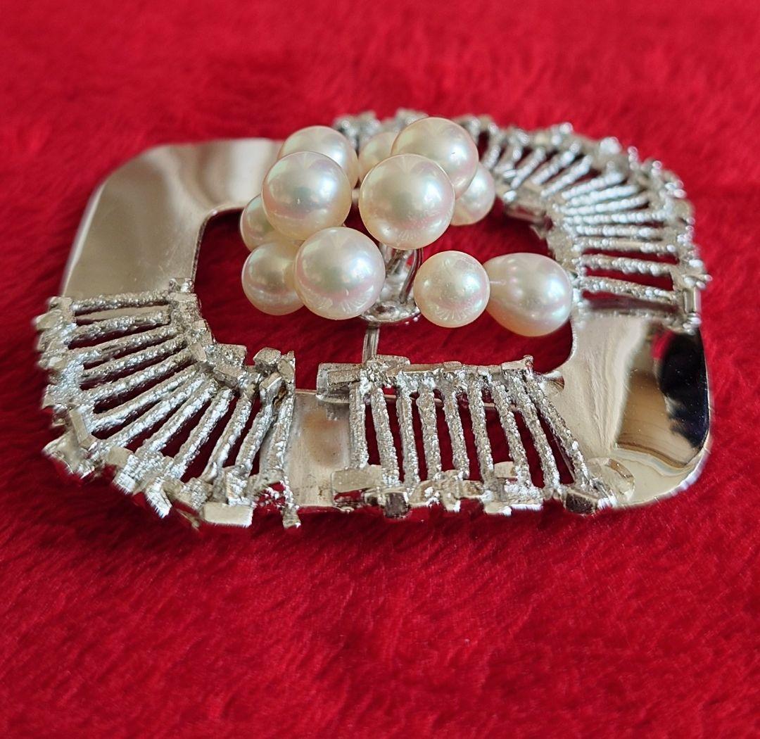 ブローチ シルバー製 アコヤ本真珠 銀細工アートフォルム C81＆857 676