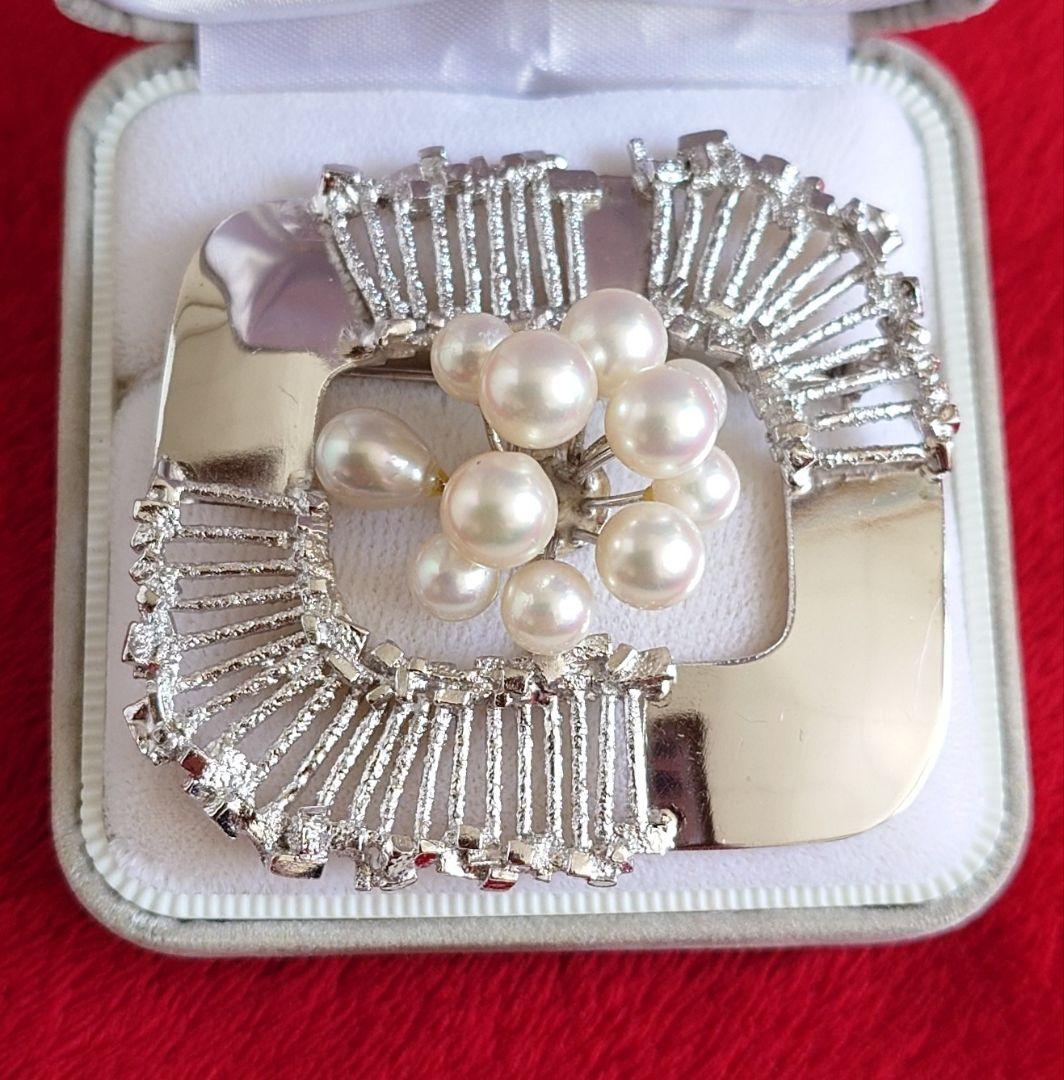 ブローチ シルバー製 アコヤ本真珠 銀細工アートフォルム C81＆857 676