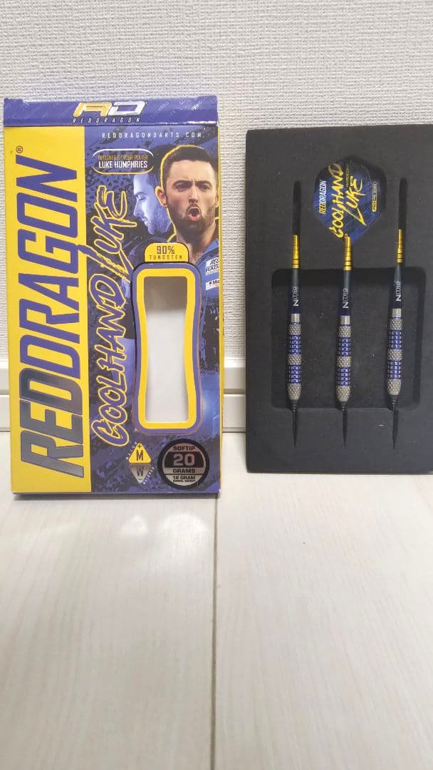 【美品】RED DRAGON COOLHAND LUKE ダーツ 20g