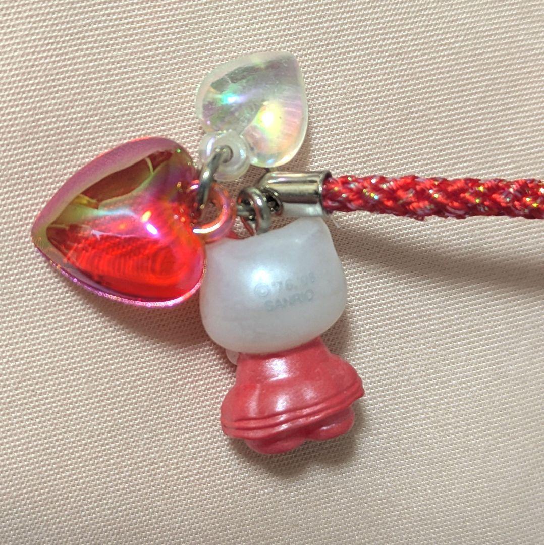 ハローキティ　ハート根付け