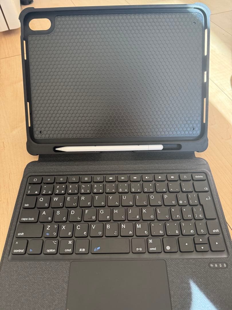 Apple iPad 本体 ブルー 第10世代　64GB