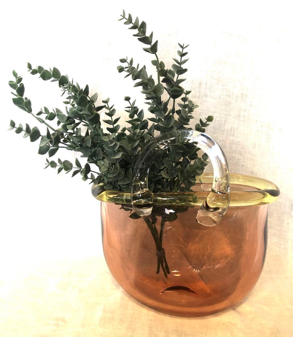 吹きガラス・花かご型花瓶&ペーパーウエイト