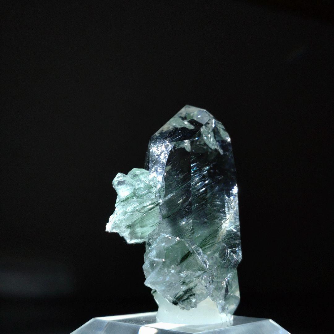 アクチノライト・イン・クオーツ(イタリア)