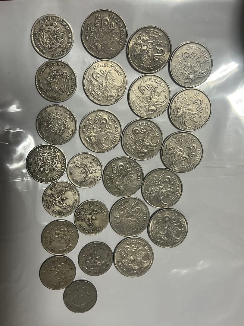 古いタイの銀貨30枚