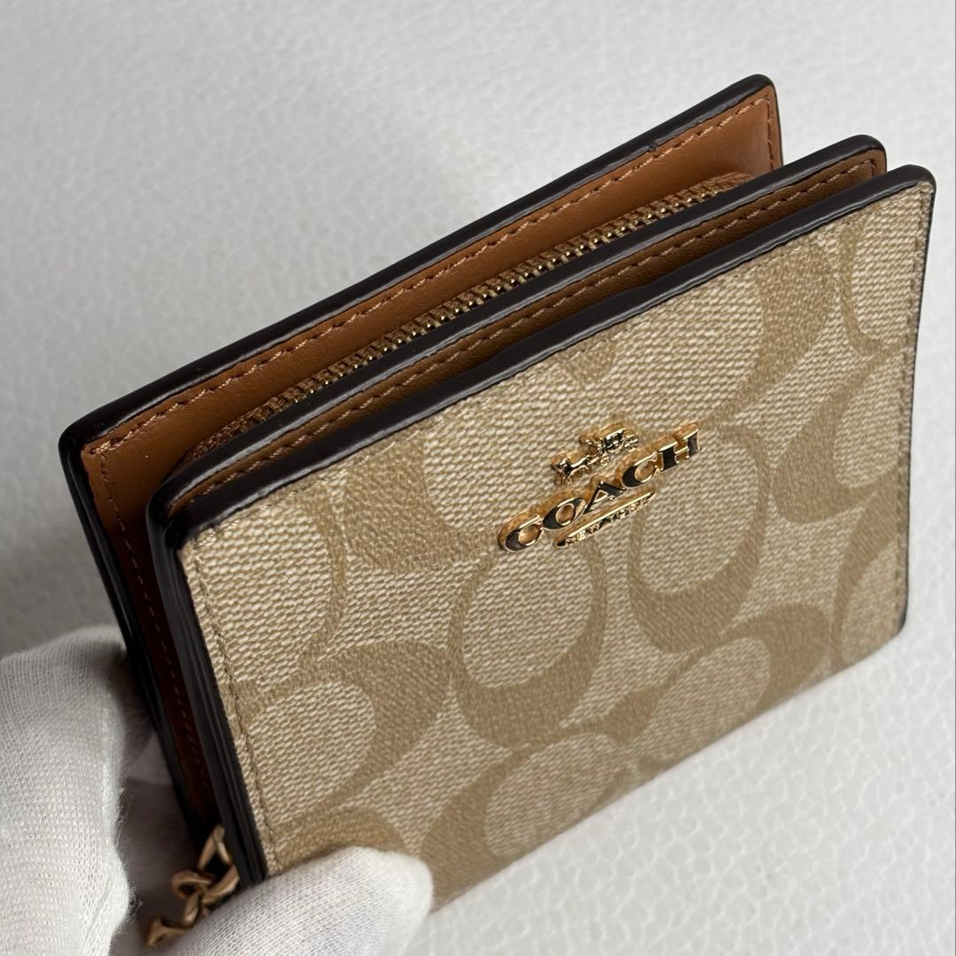 綺麗♡COACH コーチ シグネチャー二つ折財布