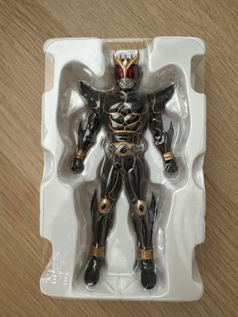 S.H.Figuarts真骨彫製法 仮面ライダークウガ アルティメットフォーム