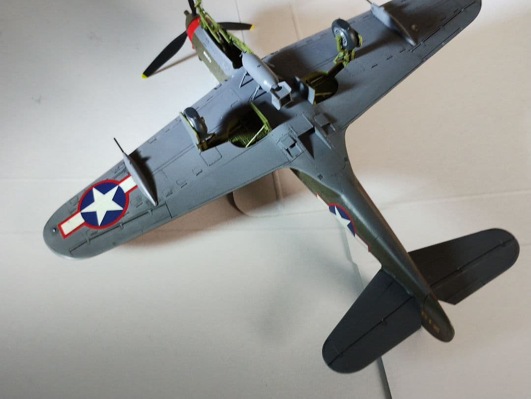 プラモデル完成機　1/48　エアラコブラ