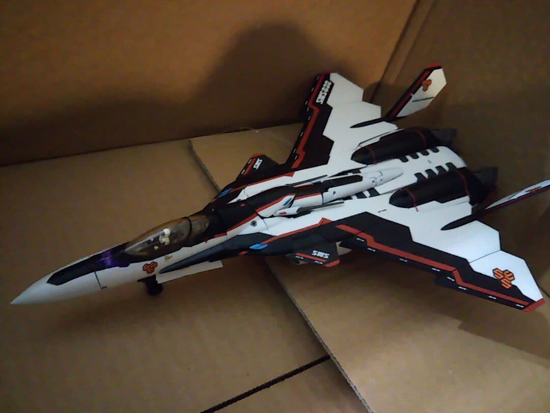 送料込 DX超合金 YF-30 クロノス マクロス30