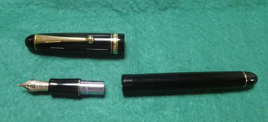 パイロットPILOT 万年筆カスタム CUSTOM 74　14K（BB)