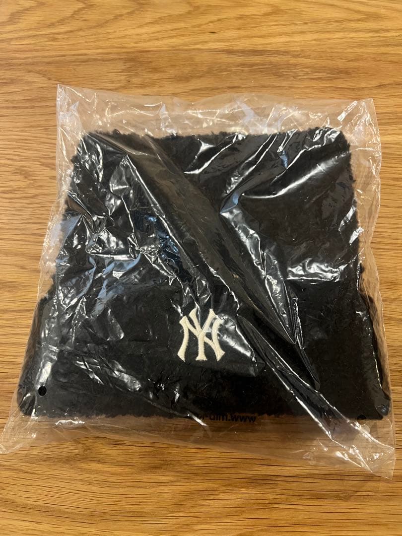 【韓国限定MLB korea】猫耳　モコモコニット帽　ブラック　カリナ着用