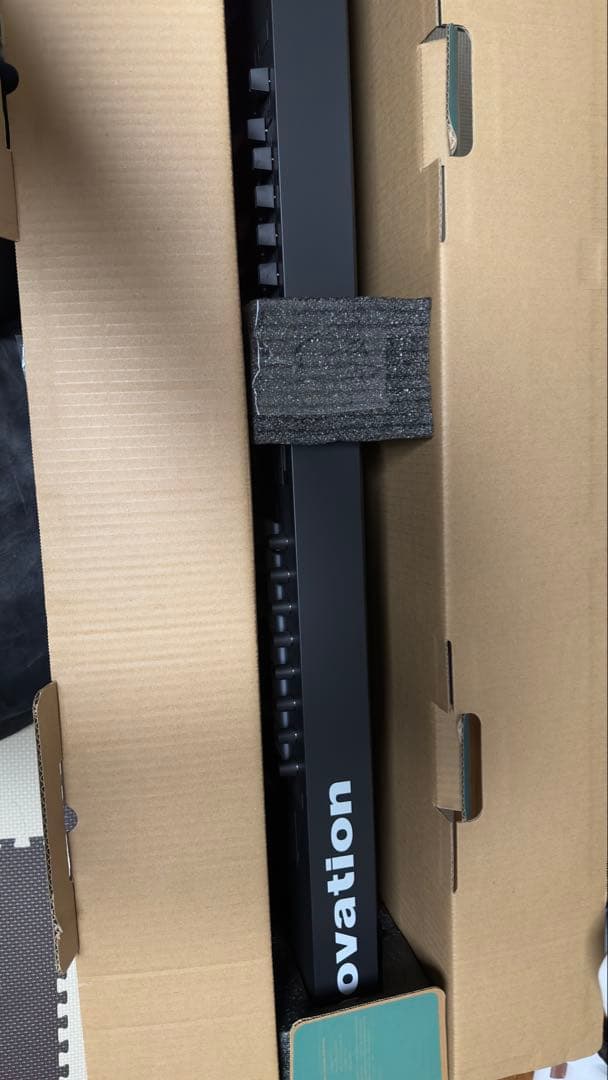 Novation Launchkey 61 nk4 MIDIコントローラー