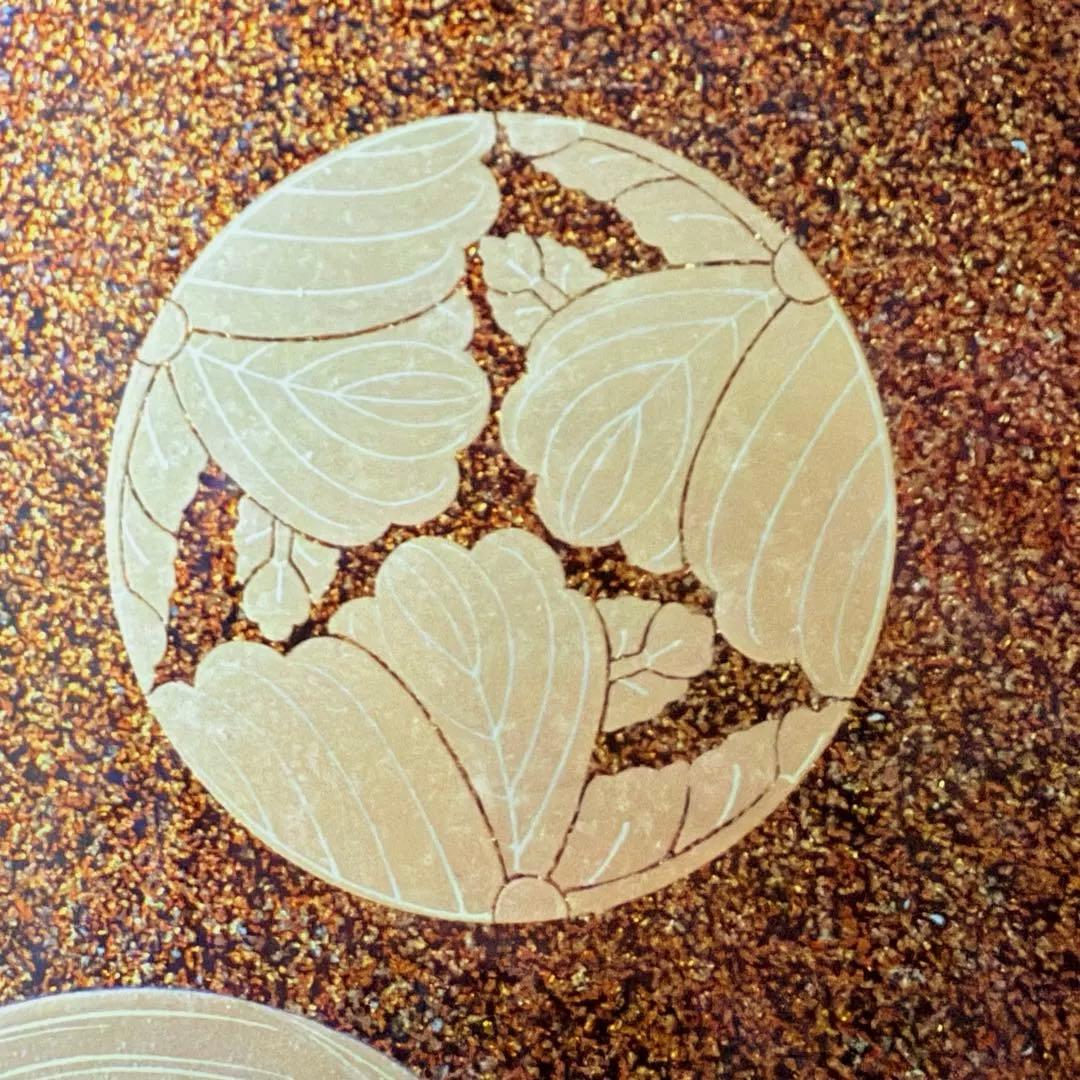 2115様感謝‼️JAPAN豪華梨地丸紋蒔絵「松竹梅&鶴亀」四方盆1枚家紋入木箱付