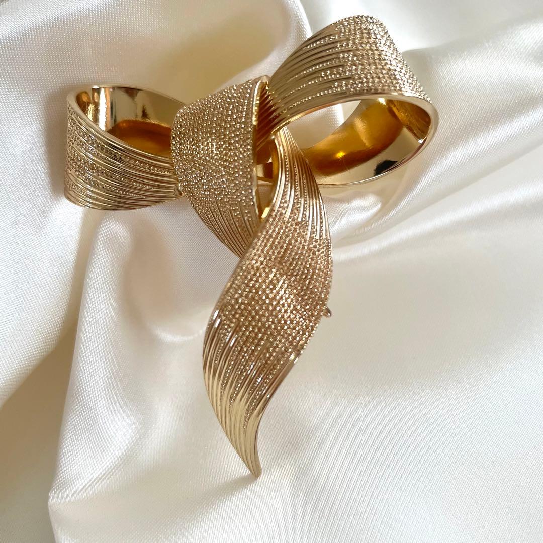 Christian Dior ブローチ　リボン　ゴールド　大ぶり　ビンテージ