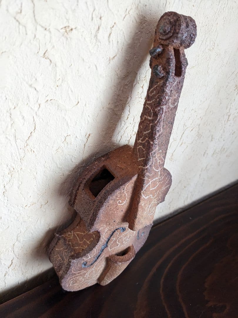 肥後博己　オブジェ　花器　陶　バイオリン