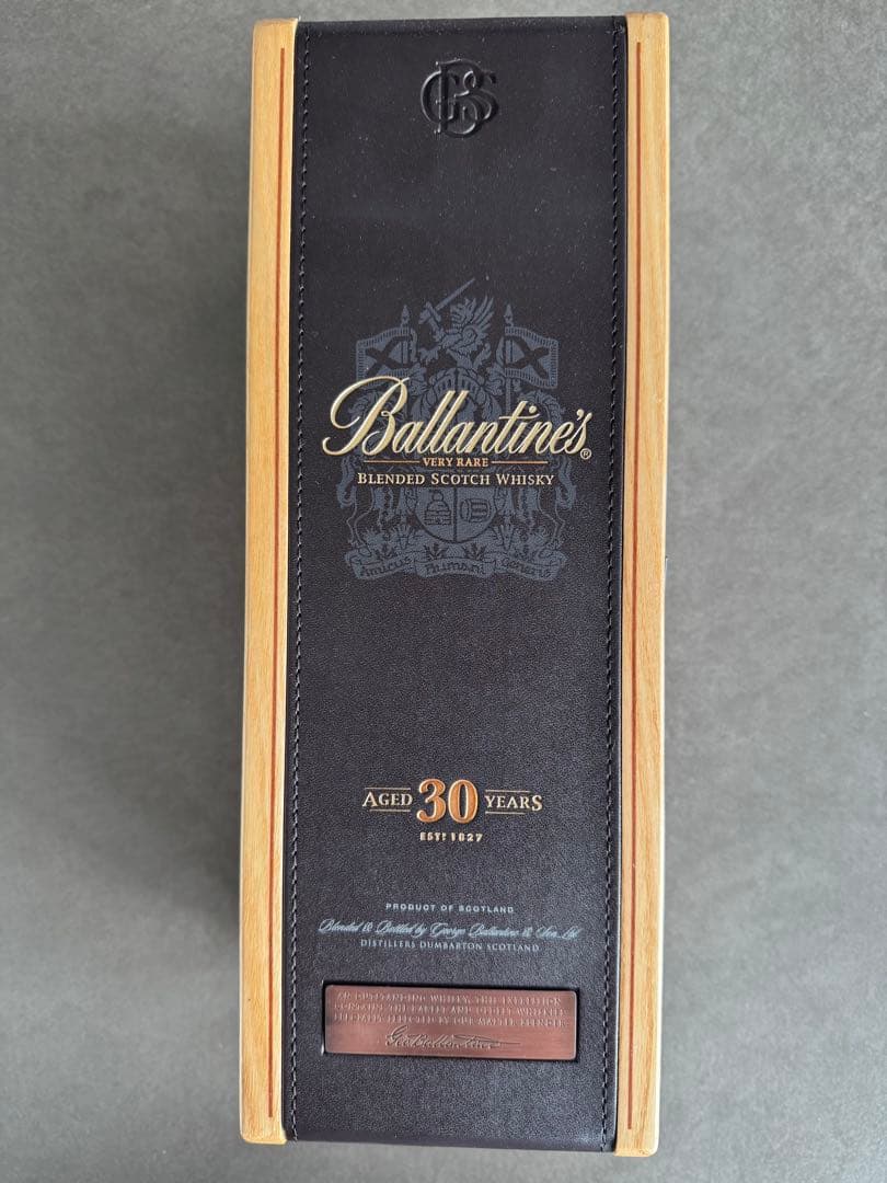 ウイスキー Ballantine's 30 Years Blended Scotch