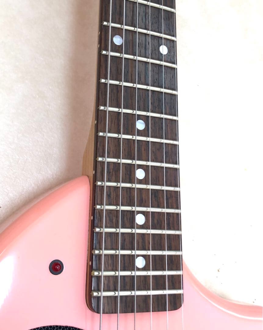 最終値下!【美品】ZO-3 ピンク アンプ内蔵ミニギター ヘッドフォン端子付