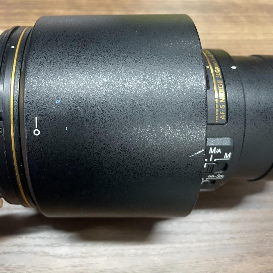 ニコン AF-S NIKKOR 300mm f/4E PF ED VR