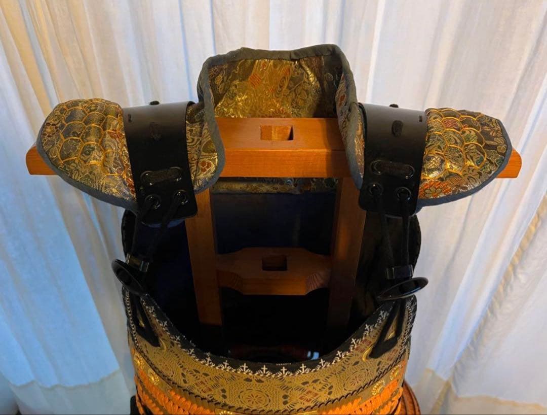 【新品同様】丸武工房製【現代 甲冑•等身大】当世素掛紺白茶糸威具足【胴 鎧】