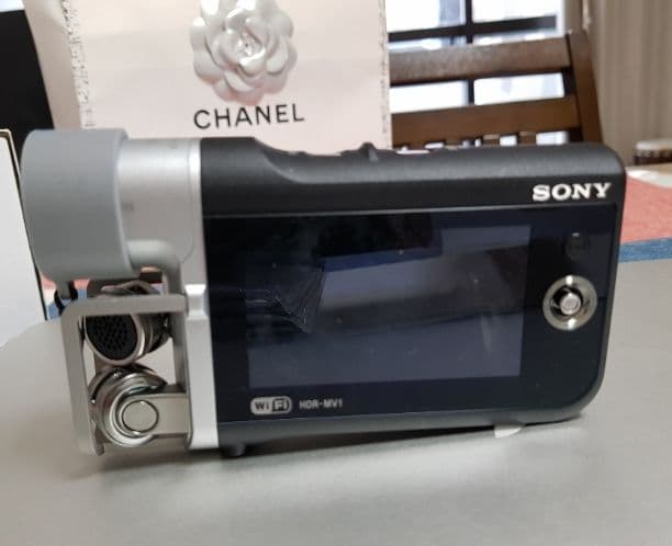 デジタルHDビデオカメラレコーダー

HDR-MV1