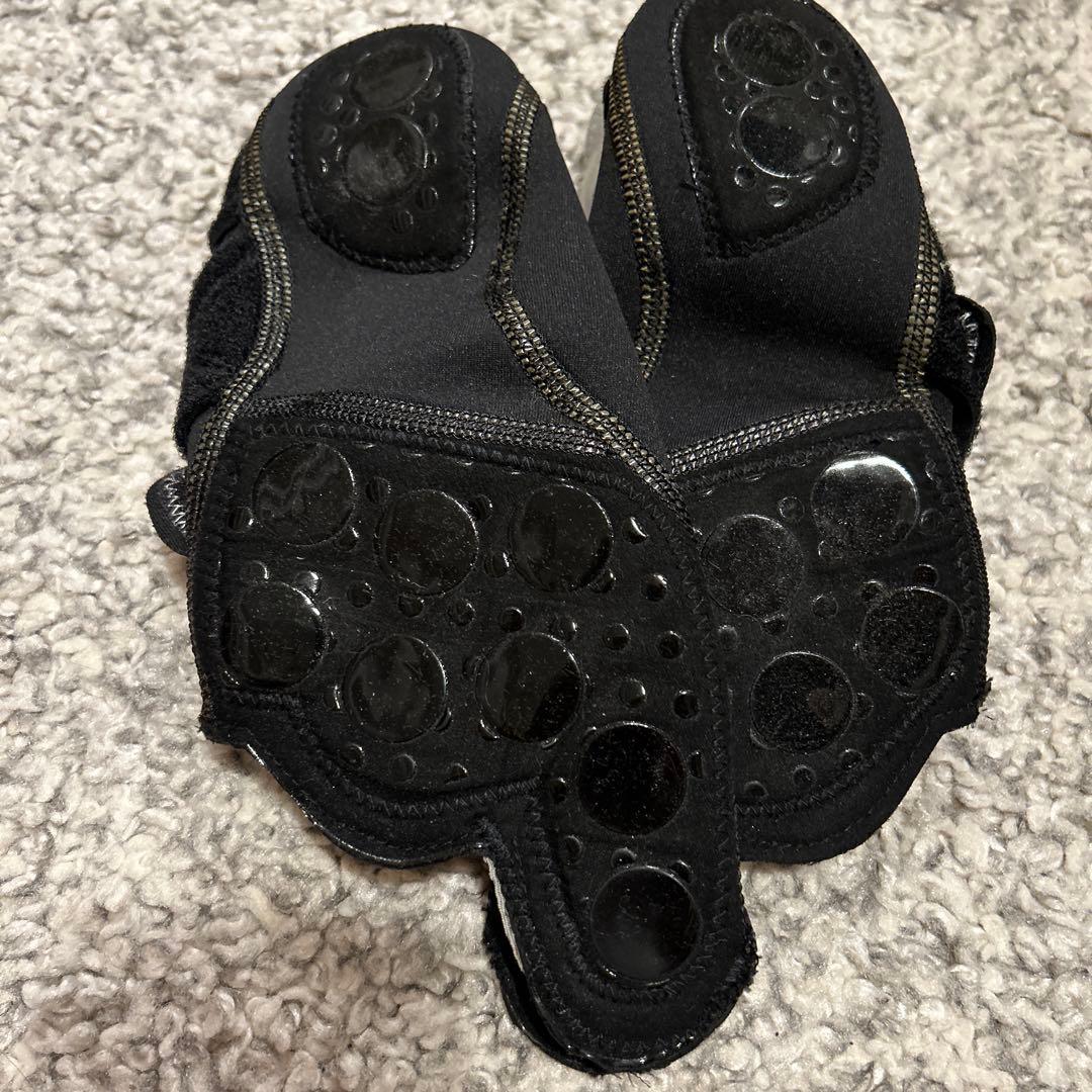 lavaのキックボクシング用のグローブとシューズ