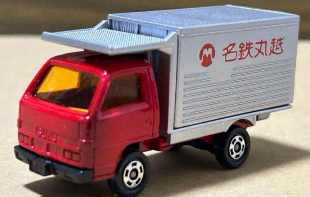トミカ いすゞ エルフ 引越トラック 名鉄丸越特注