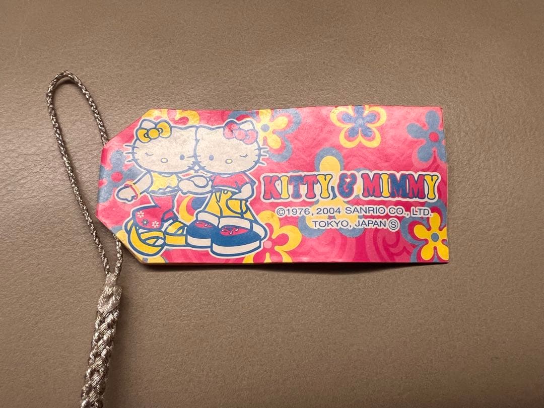 激レア【ご当地キティ】キティ　ミミィ　遊園地　コーヒーカップ　根付け　ストラップ