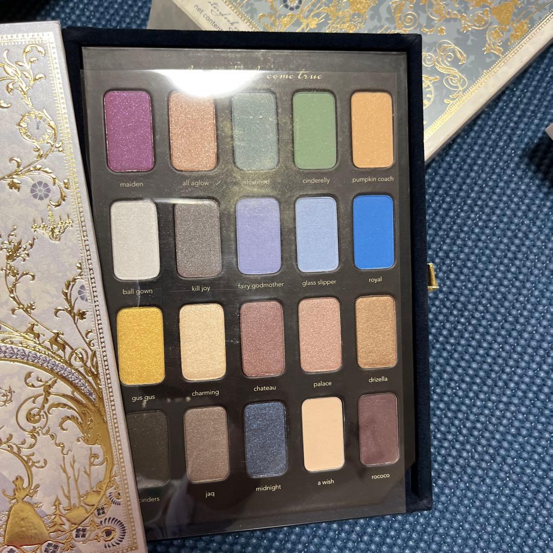 激レア！ シンデレラ　セフォラ　sephora  コラボ　アイシャドウパレット