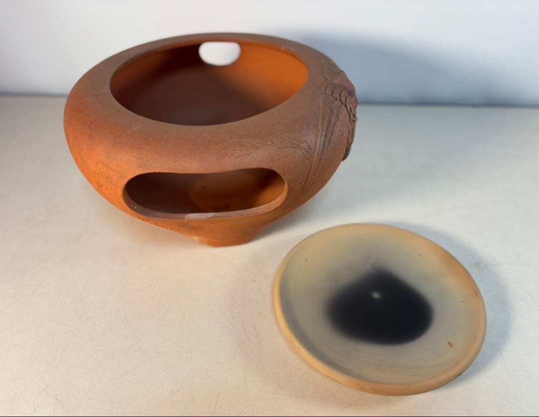 陶器製茶道具 鳳凰風炉　茶釜　敷板(皿)付き