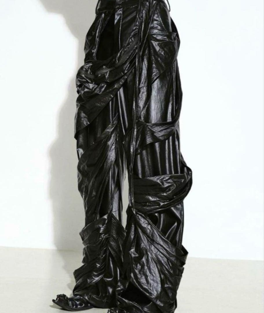 NUTEMPEROR 変形パンツ