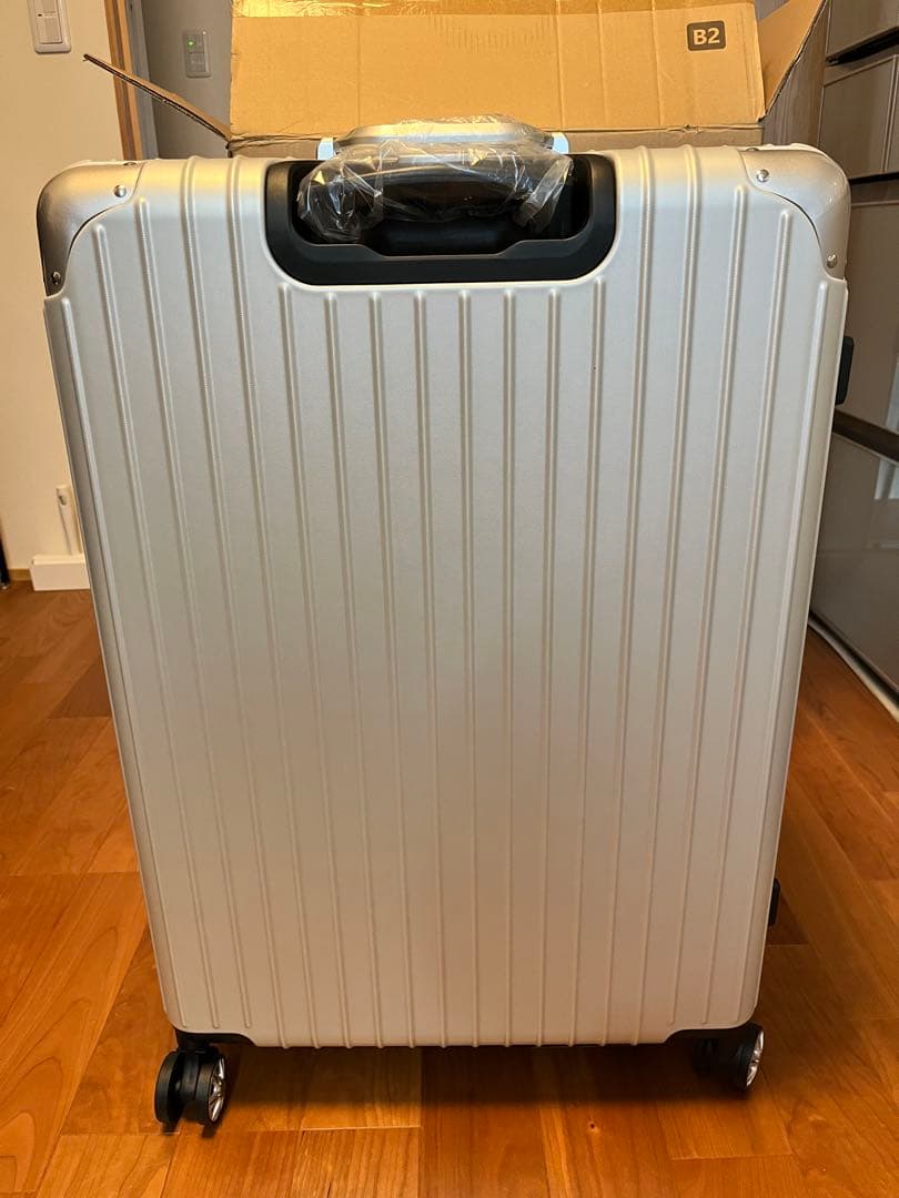シルバー キャリーケース 大型　7泊〜10日用