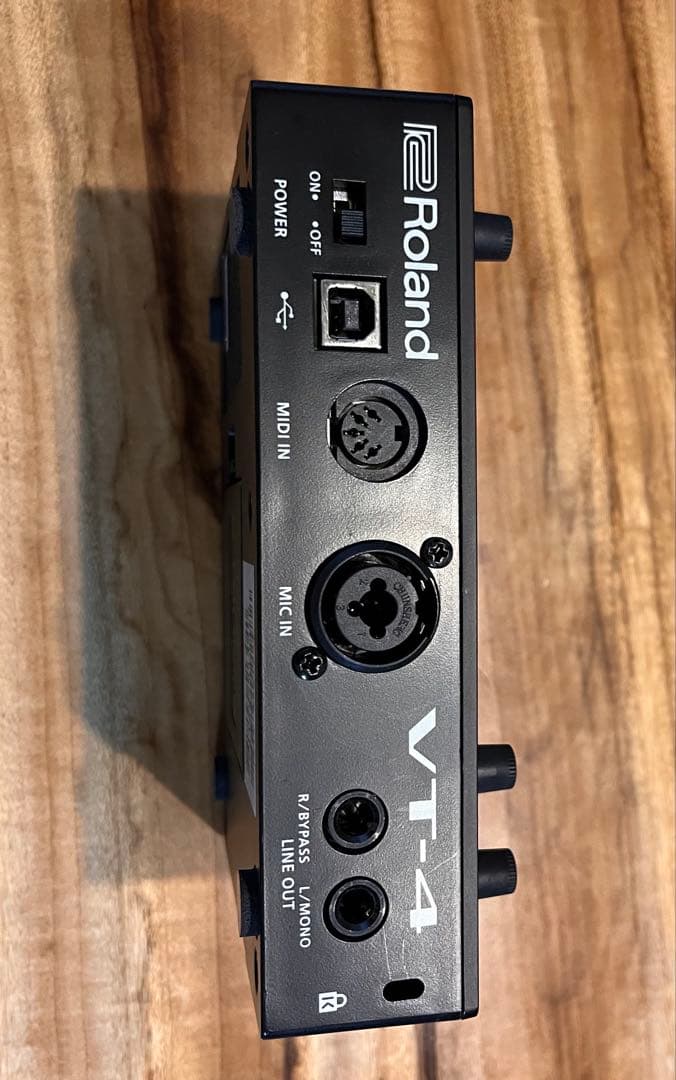 Roland AIRA / VT-4 ボーカル・エフェクター【ケーブル付き】