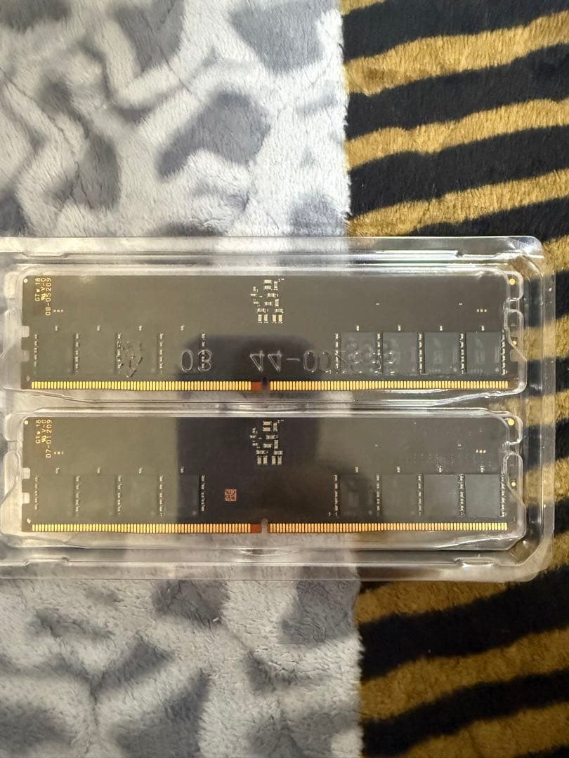 Crucial DDR5 5200 （32GB×2枚）メモリーキット