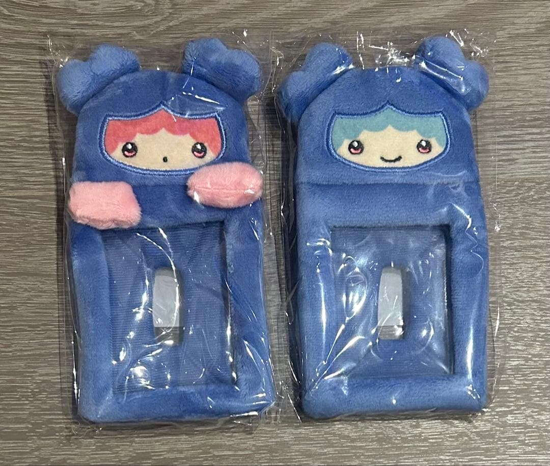 TWICE サンリオ フォトカードホルダー ツウィ （未開封）