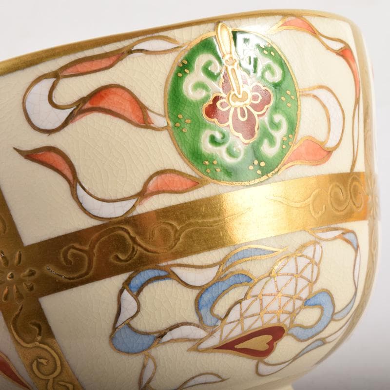 茶道具　京焼　鳴滝窯　橋本城岳作　色絵金彩　八宝文　茶碗　共箱　V　7194