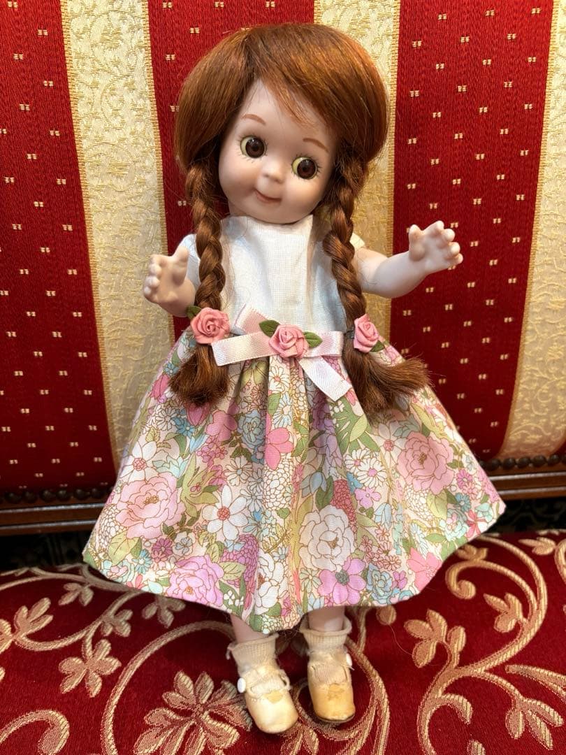 は*は様 ヴィンテージ　ビスクドール　グーグリー221