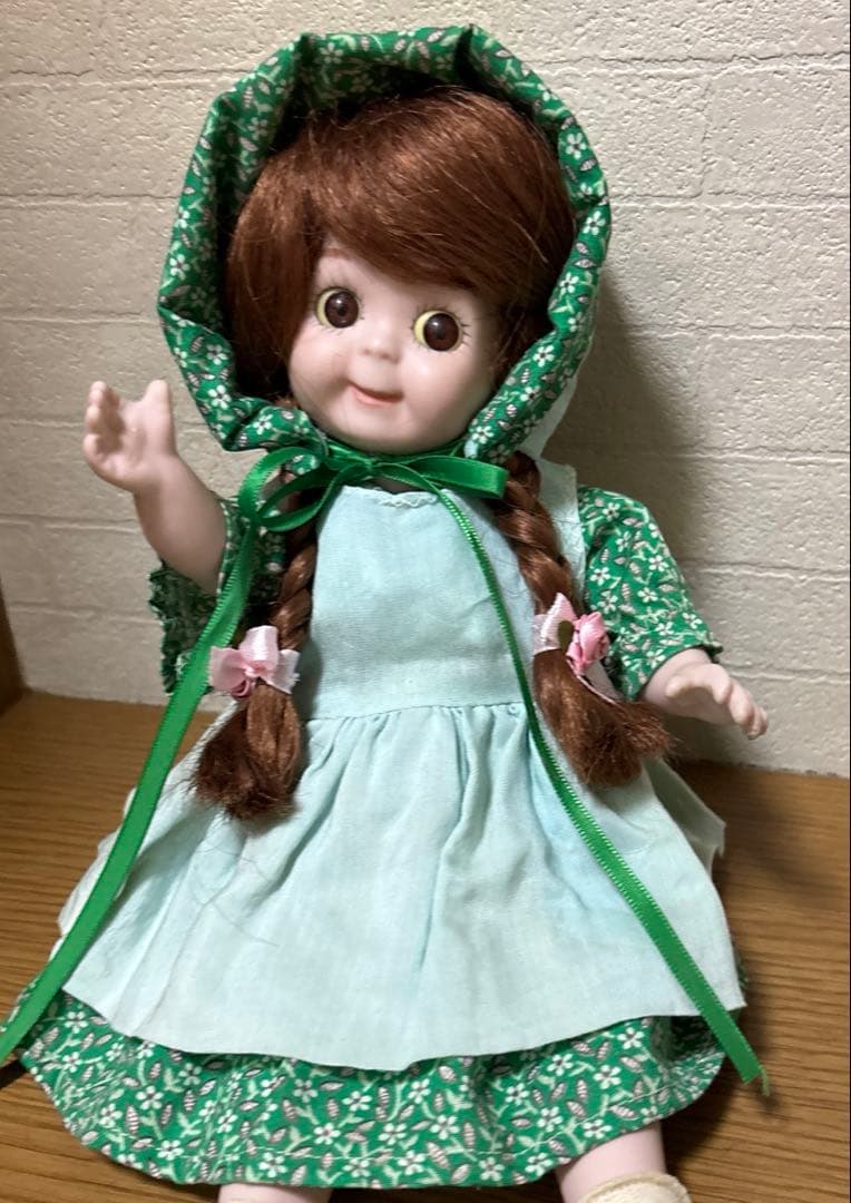 は*は様 ヴィンテージ　ビスクドール　グーグリー221