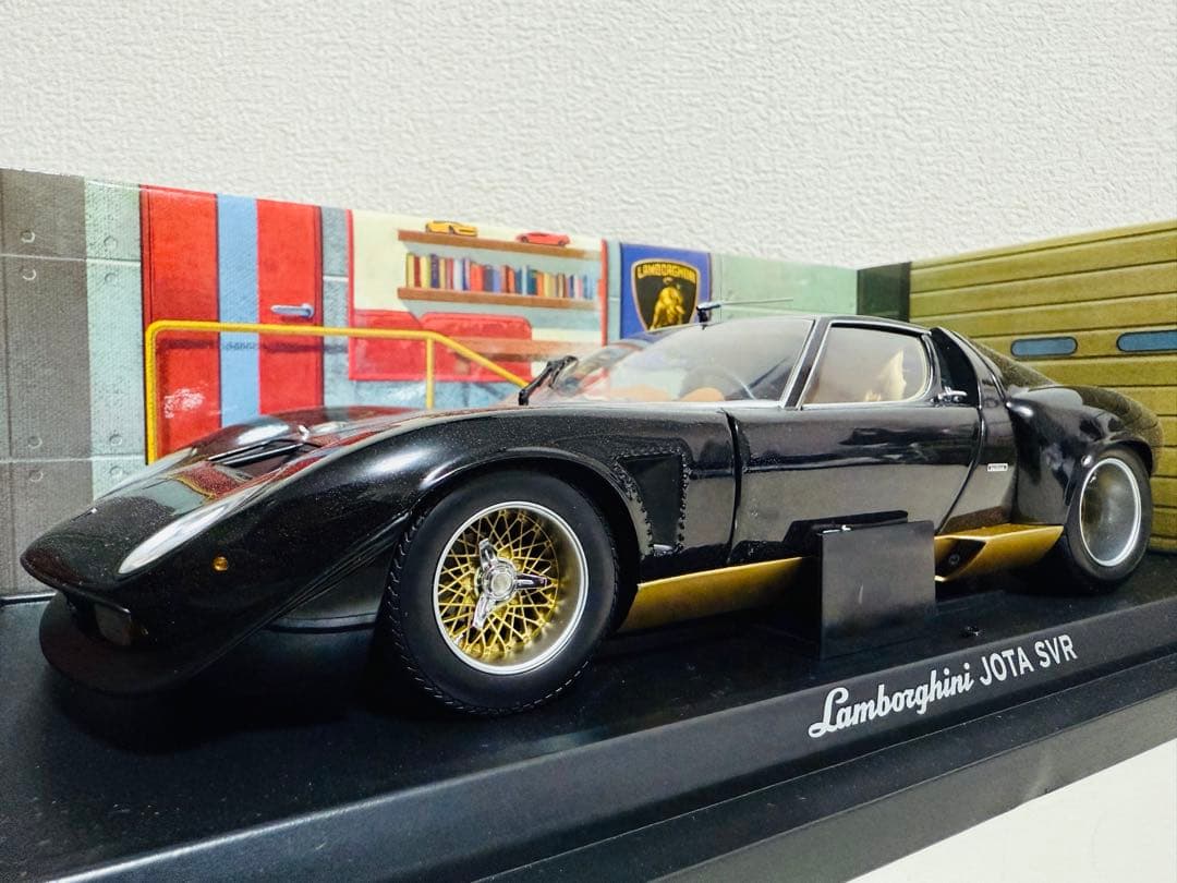京商/Lamborghiniランボルギーニ Jotaイオタ SVR 黒 1/18