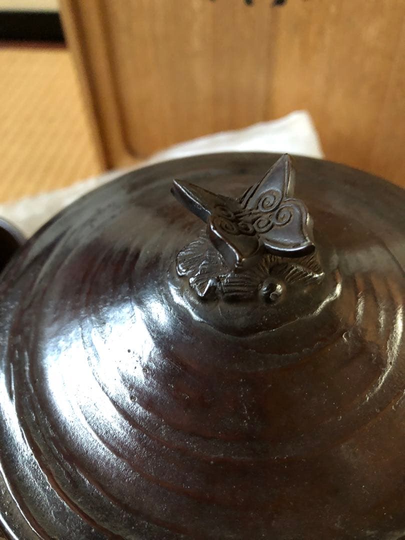 蠟型鋳銅　唐草文　皆具　須賀月真氏作　共箱入