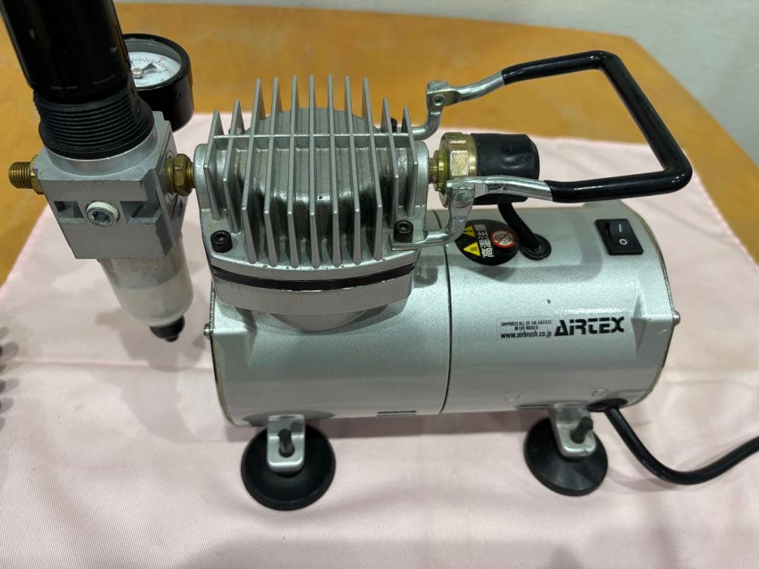 チ*こ様 エアテックス コンプレッサー APC-001R + アネスト岩田エアタ
