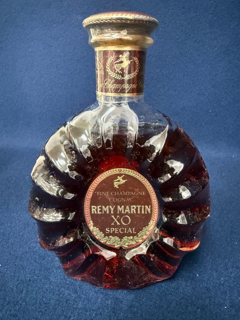 ③ レミーマルタン REMY MARTIN XO SPECIAL コニャック箱付
