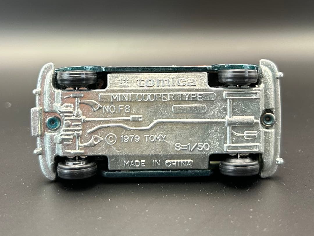 レア tomica ミニクーパー トラフィック JUST MARRIED