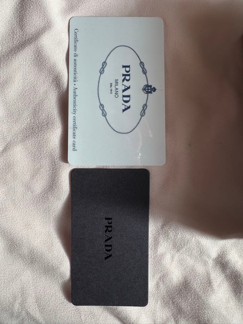 PRADA プラダ　サフィアーノ　ブラック 三つ折り財布