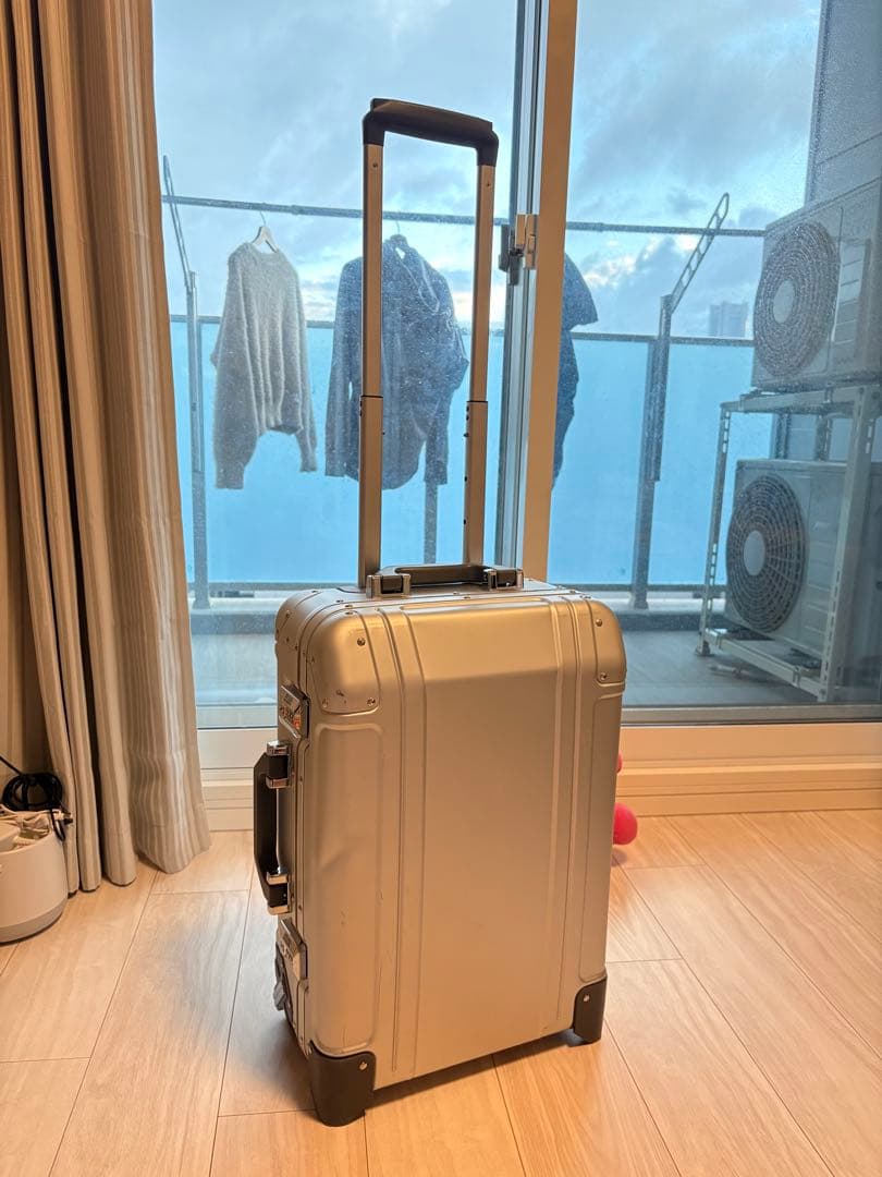 ゼロハリバートン　二輪　美品