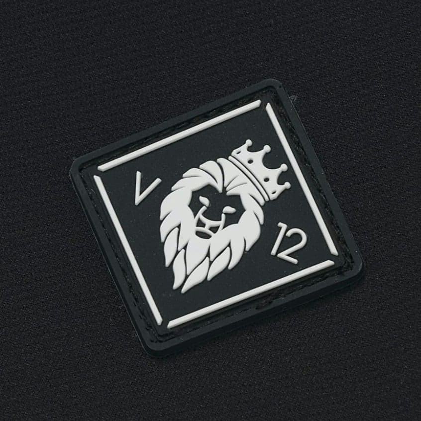 S　新品　V12　ヴィトゥエルブ　レディース バックフリル　スカート　東野佑美